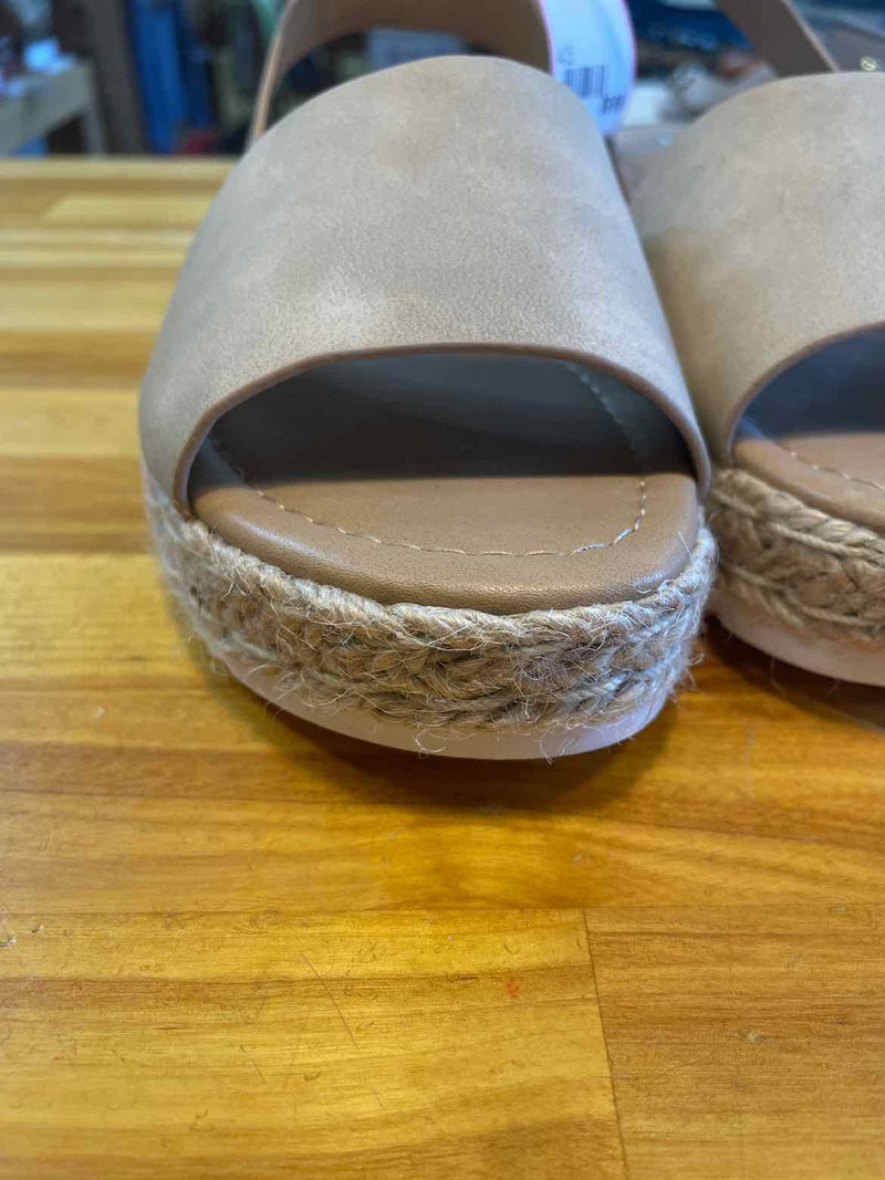 Shoe Size 4.5 Soda Sandals