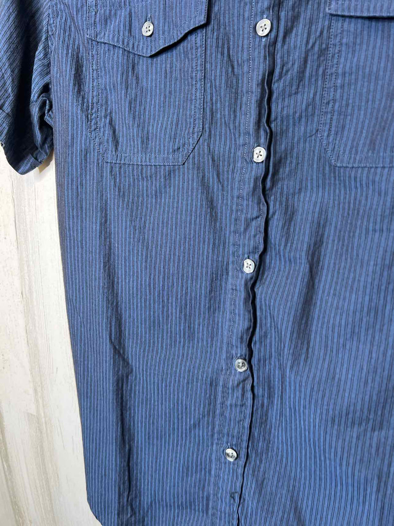 Size M Apt. 9 Shirt