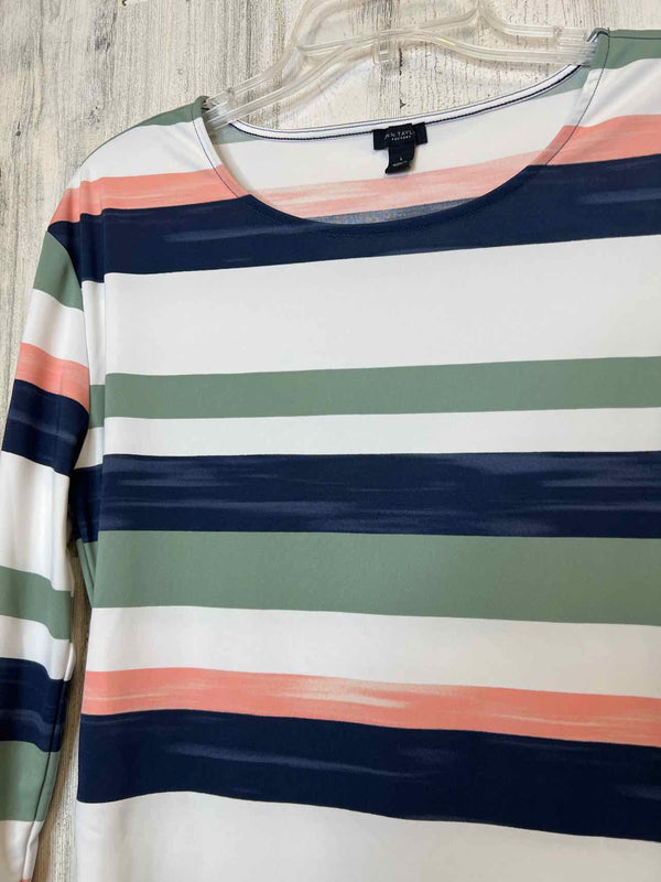 Ann Taylor Size L Shirt