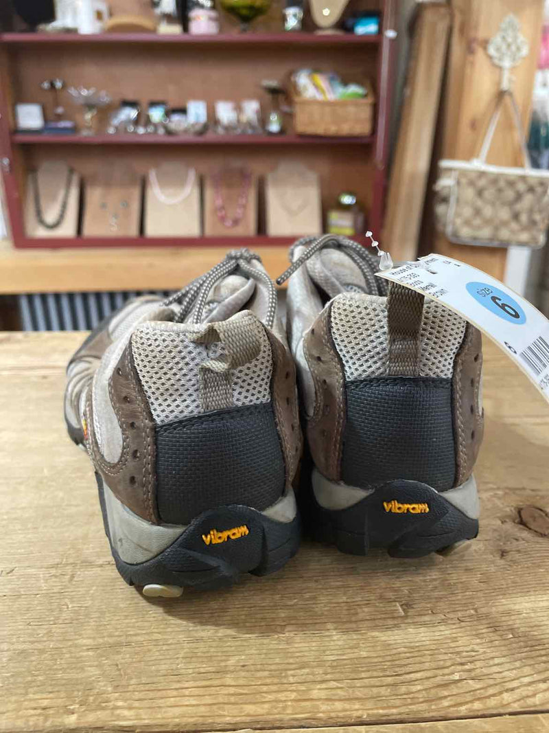 Shoe Size 6 Merrell Boots