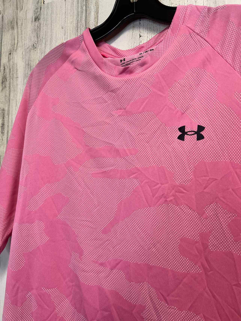 Size XL Under Armour Shirt
