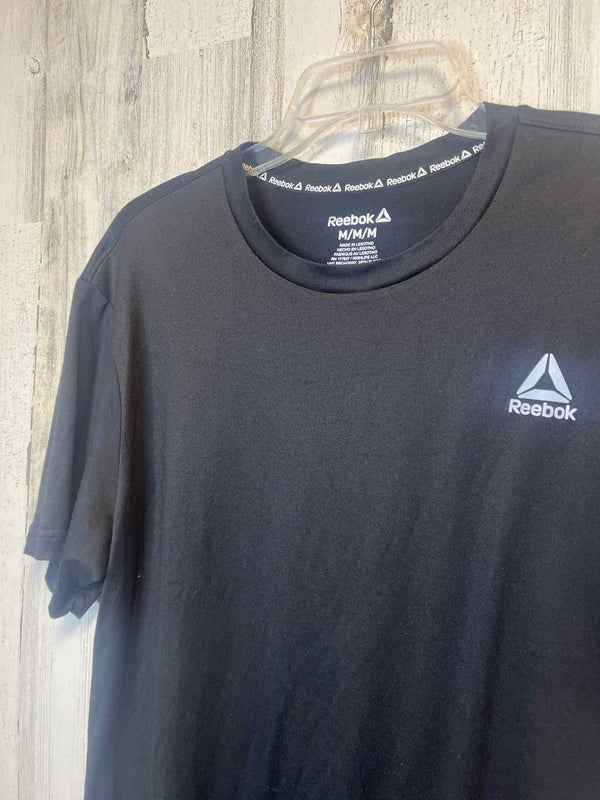 Size M reebok Shirt