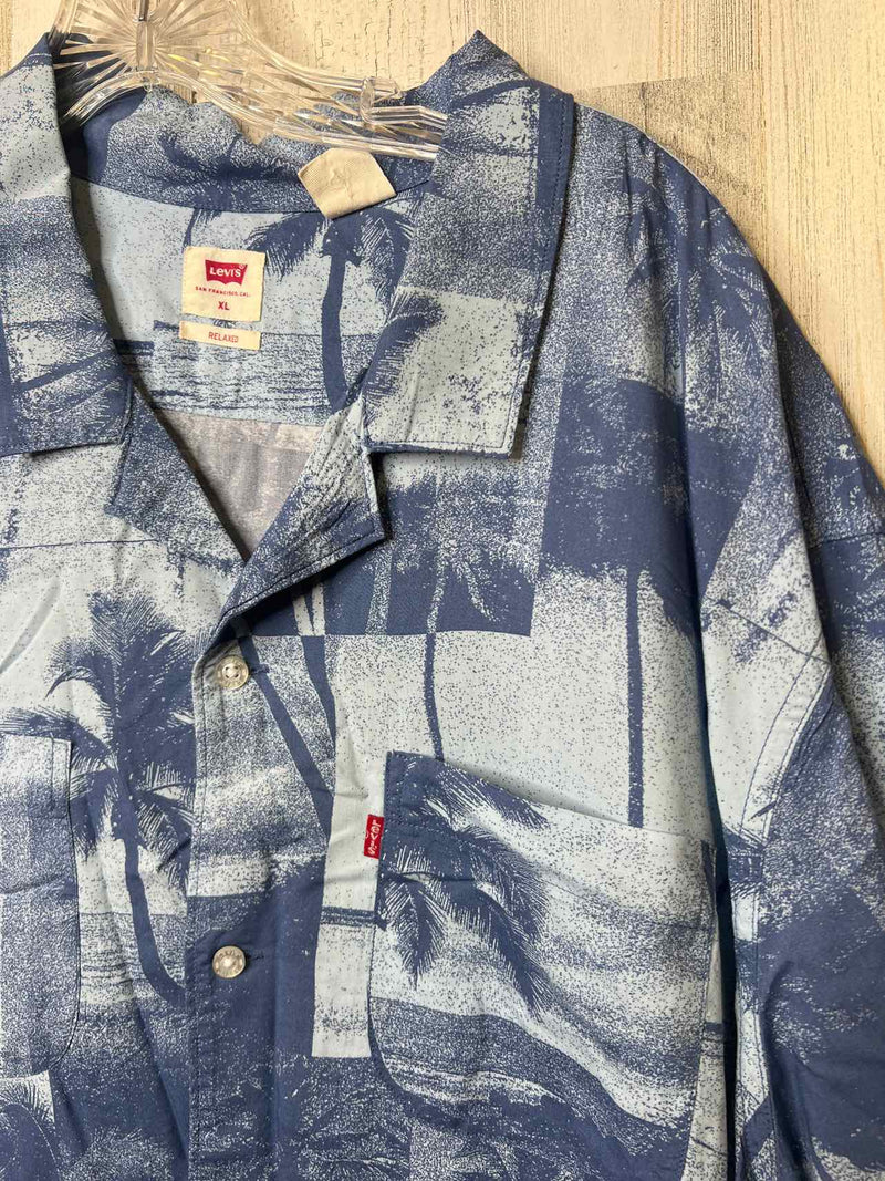 Size XL Levi Strauss & Co. Shirt