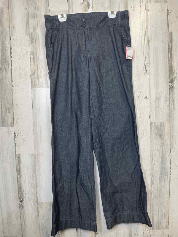 Size 10 New York & Company Pants