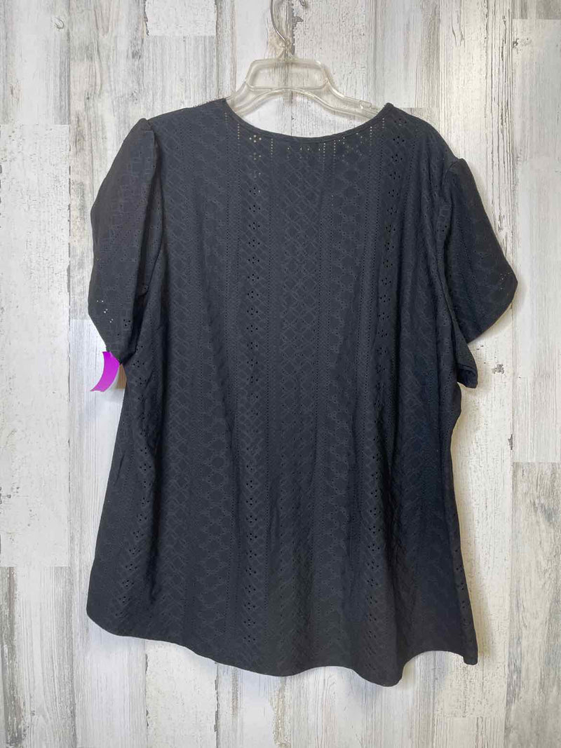 Boutique Size 3X Shirt