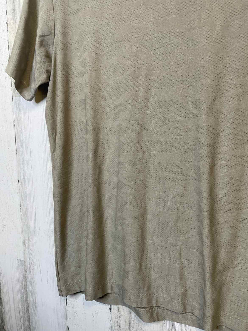 Size S Kenneth Cole Shirt