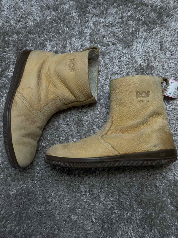 9.5 Dexter Boots