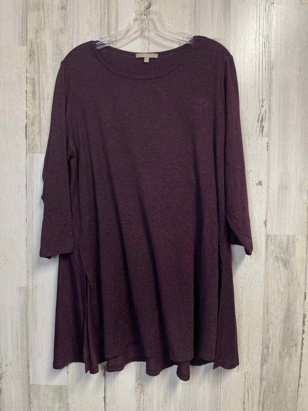 Joan Vass Size 1X Shirt