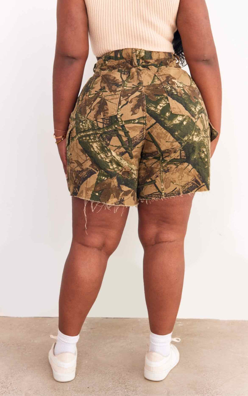 Size 18 Pretty Little Thing Shorts