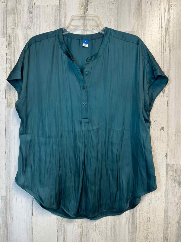Old Navy Size L Shirt