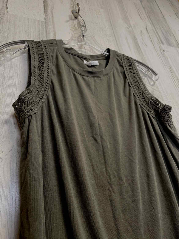 Maurices Size L Shirt