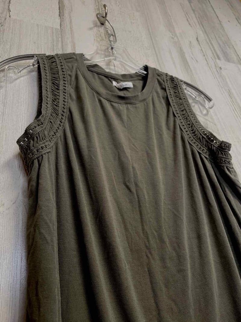 Maurices Size L Shirt
