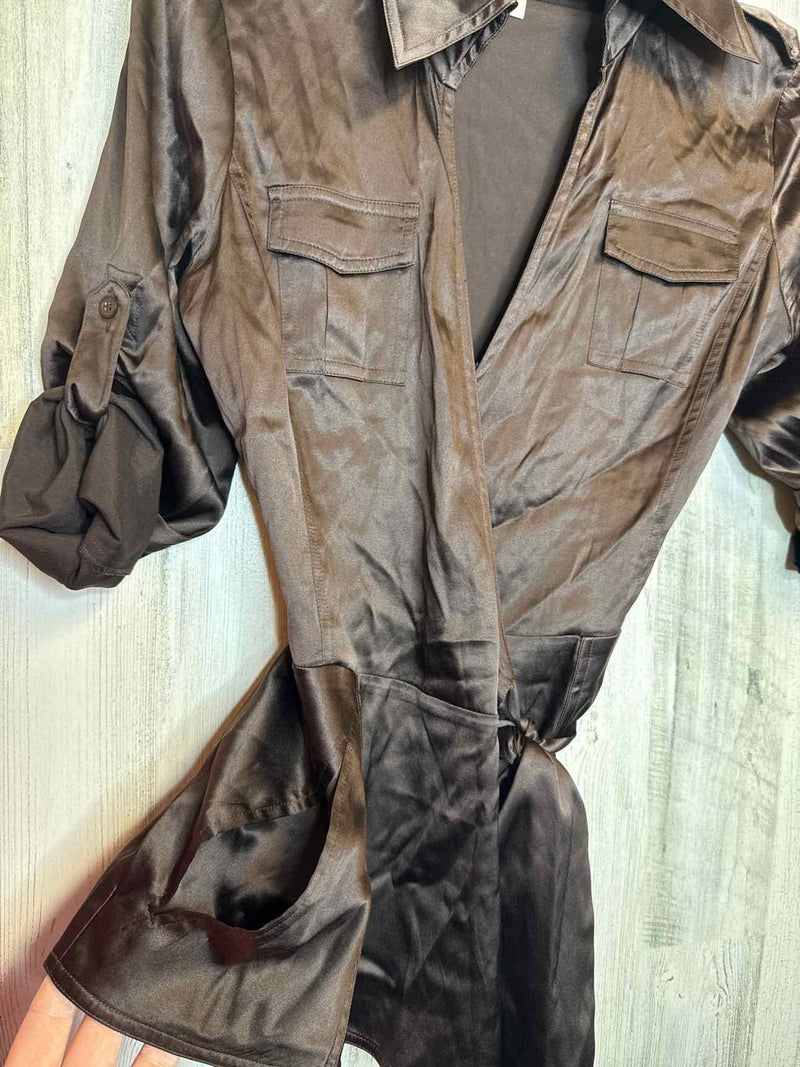 Diane Von Furstenberg Size 4 Shirt