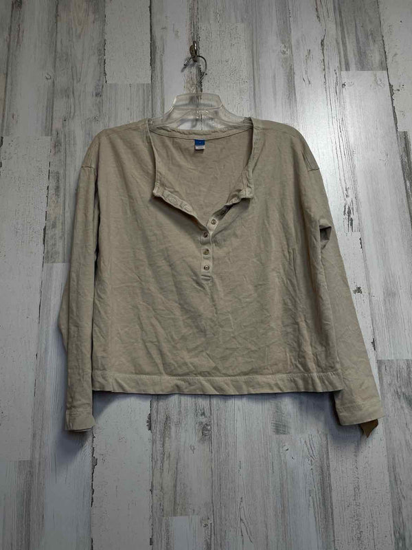 Old Navy Size M Shirt