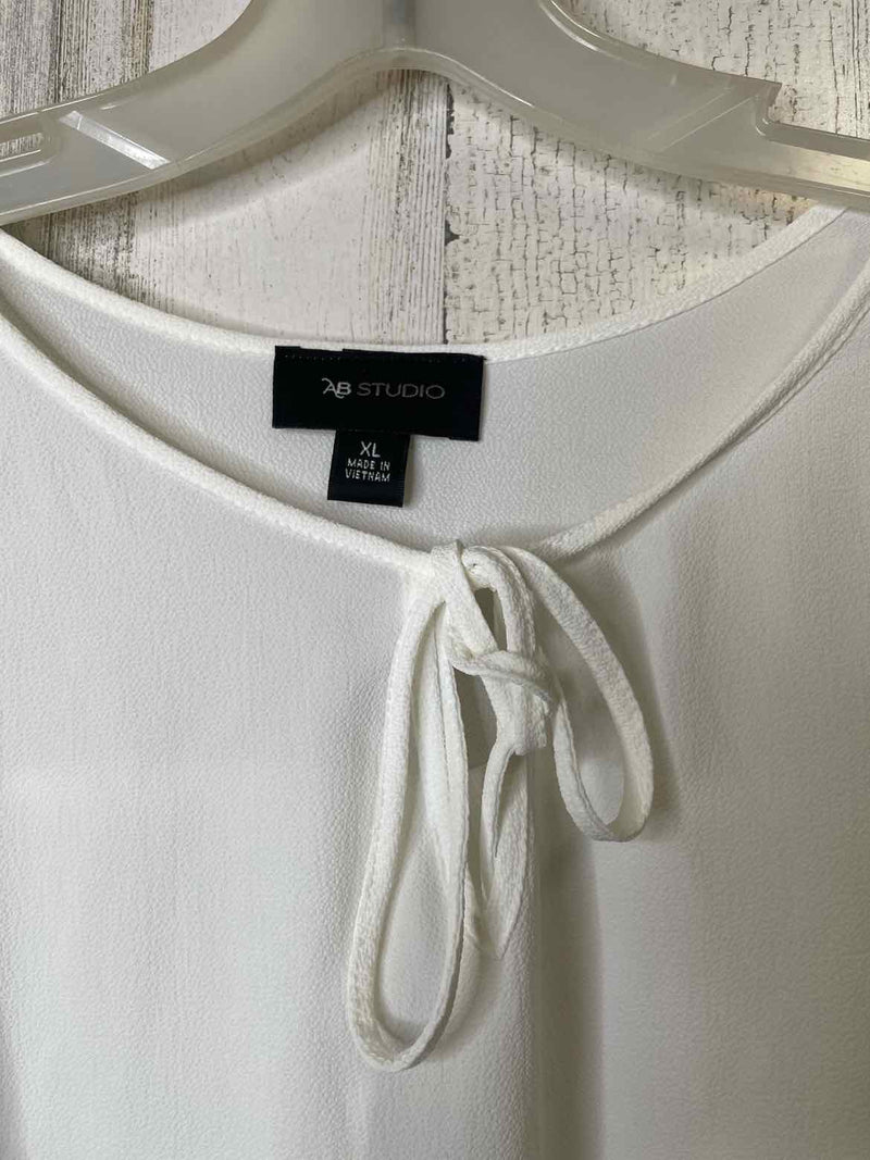 AB Studio Size XL Shirt