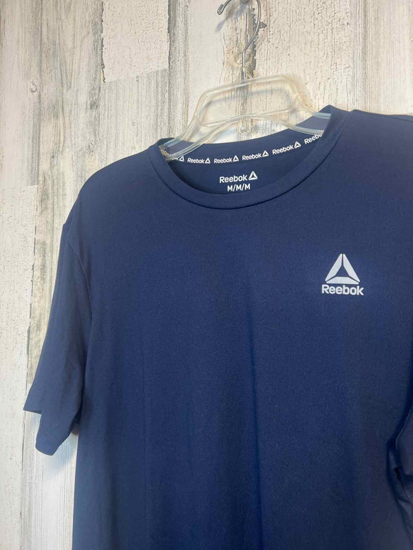 Size M reebok Shirt