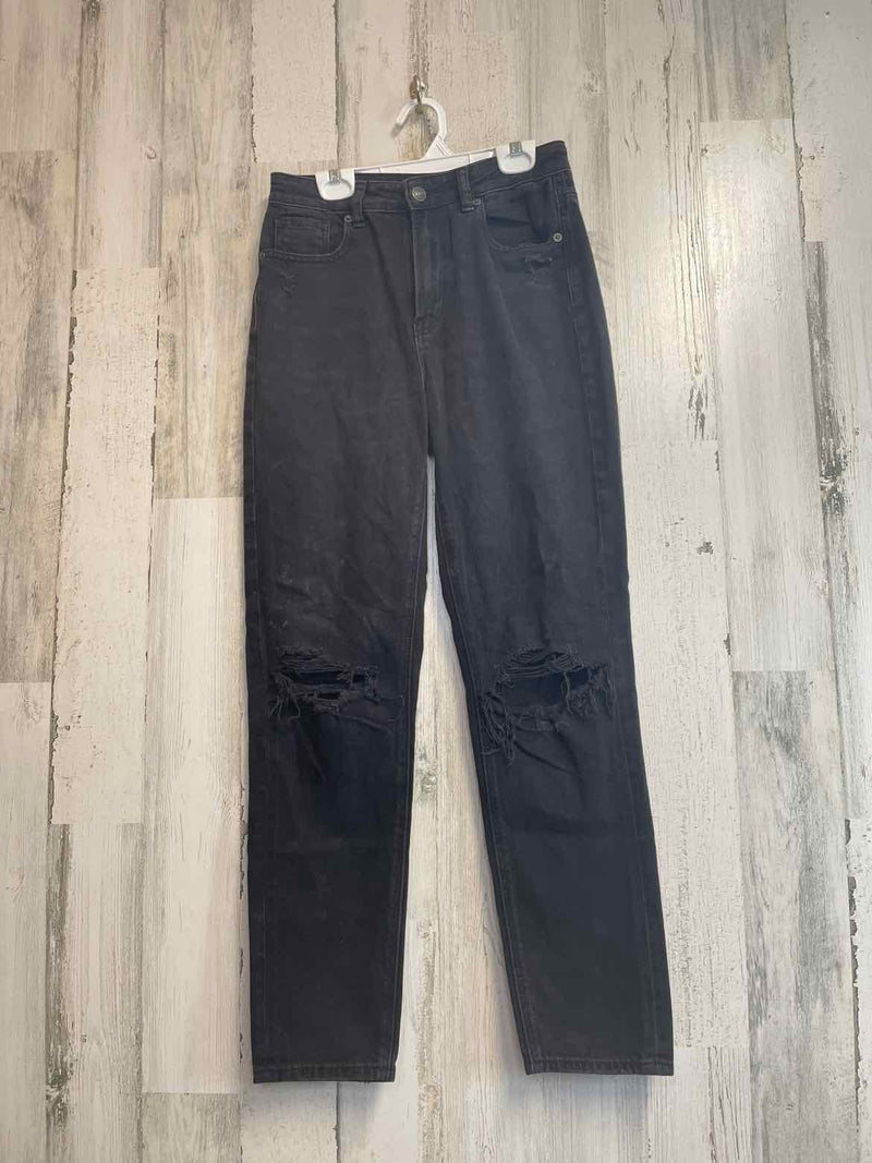 Size 2 American Eagle Jeans