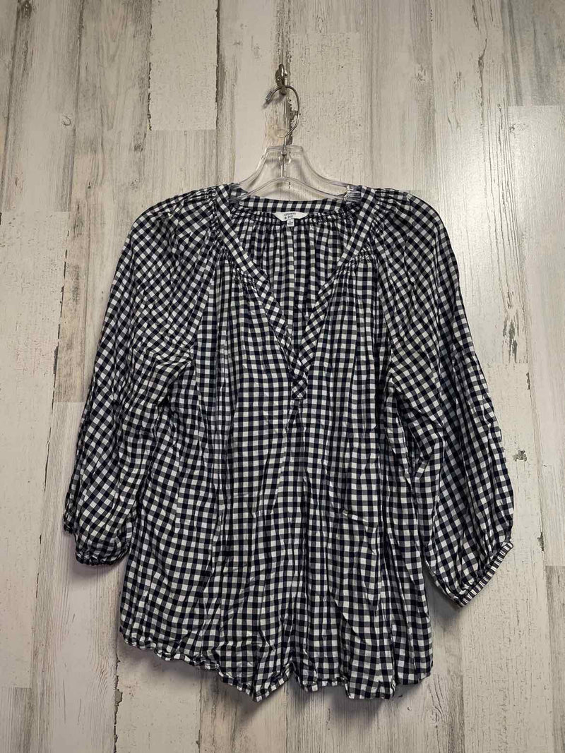 Crown & Ivy Size L Shirt