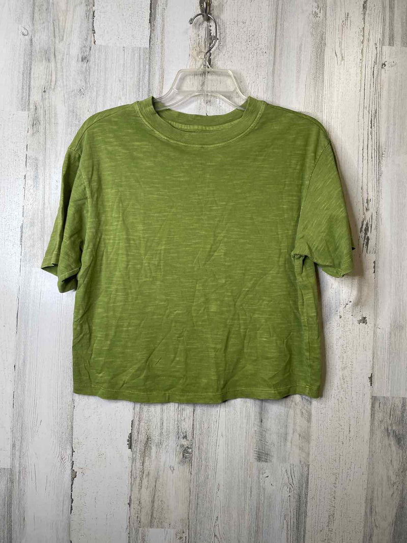 Universal Thread Size XS Shirt