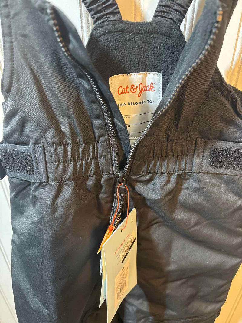 Cat & Jack 4T Baby