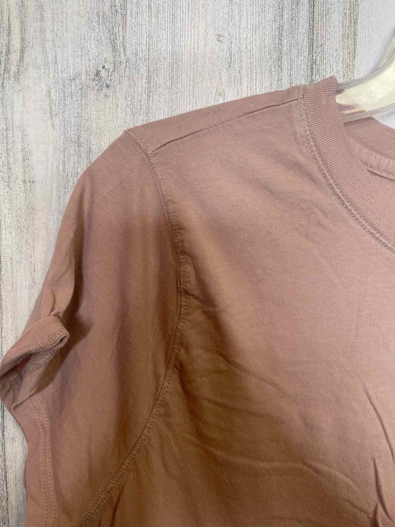 Universal Thread Size XL Shirt