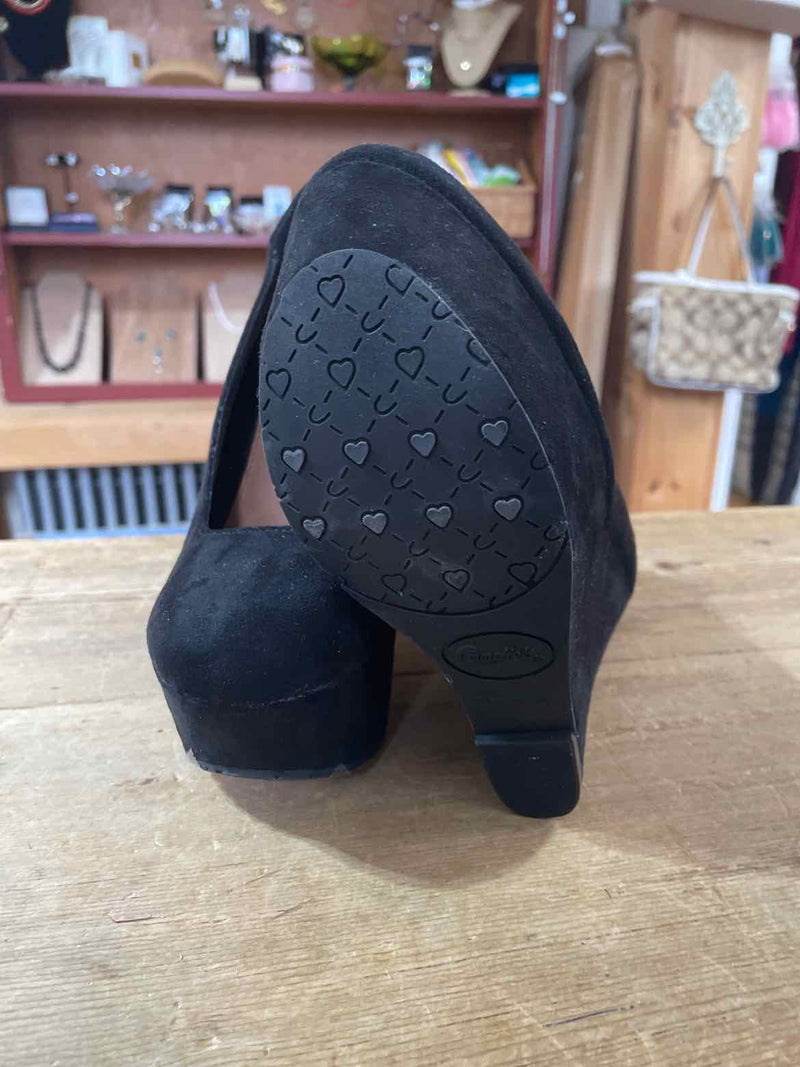 Shoe Size 6 Candie's Shoes