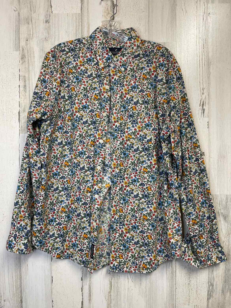 Size M American Eagle Shirt