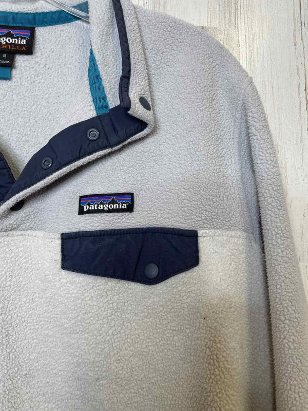 Patagonia Size M Sweater