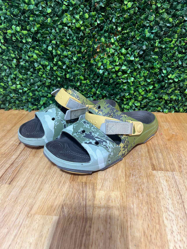 Shoe Size 7 Crocs Sandals