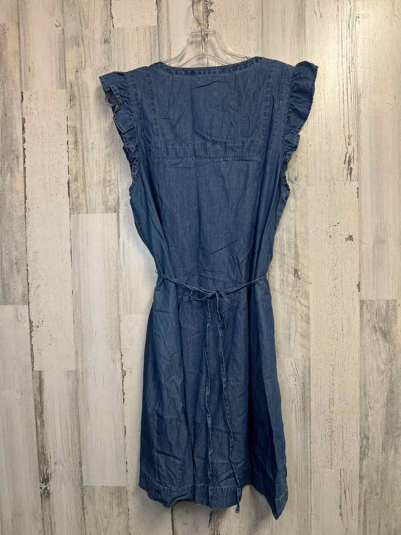 Size M Loft Dress
