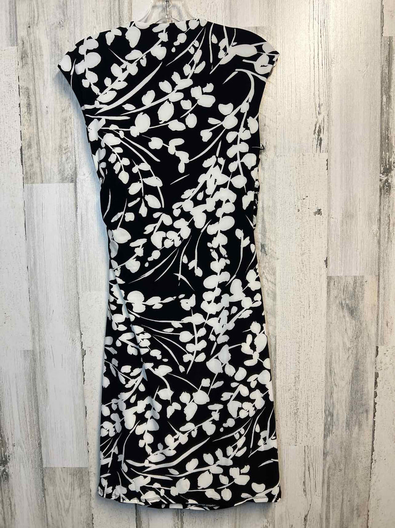 Size S Anne Klein Dress