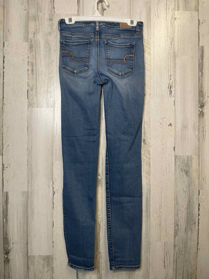 Size 2 American Eagle Jeans