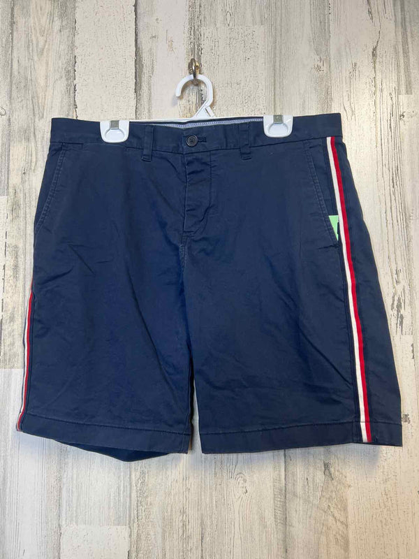 Size 34 Tommy Hilfiger Shorts