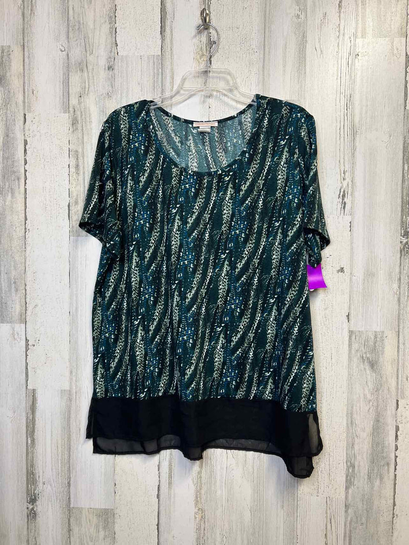 Boutique Size 2X Shirt