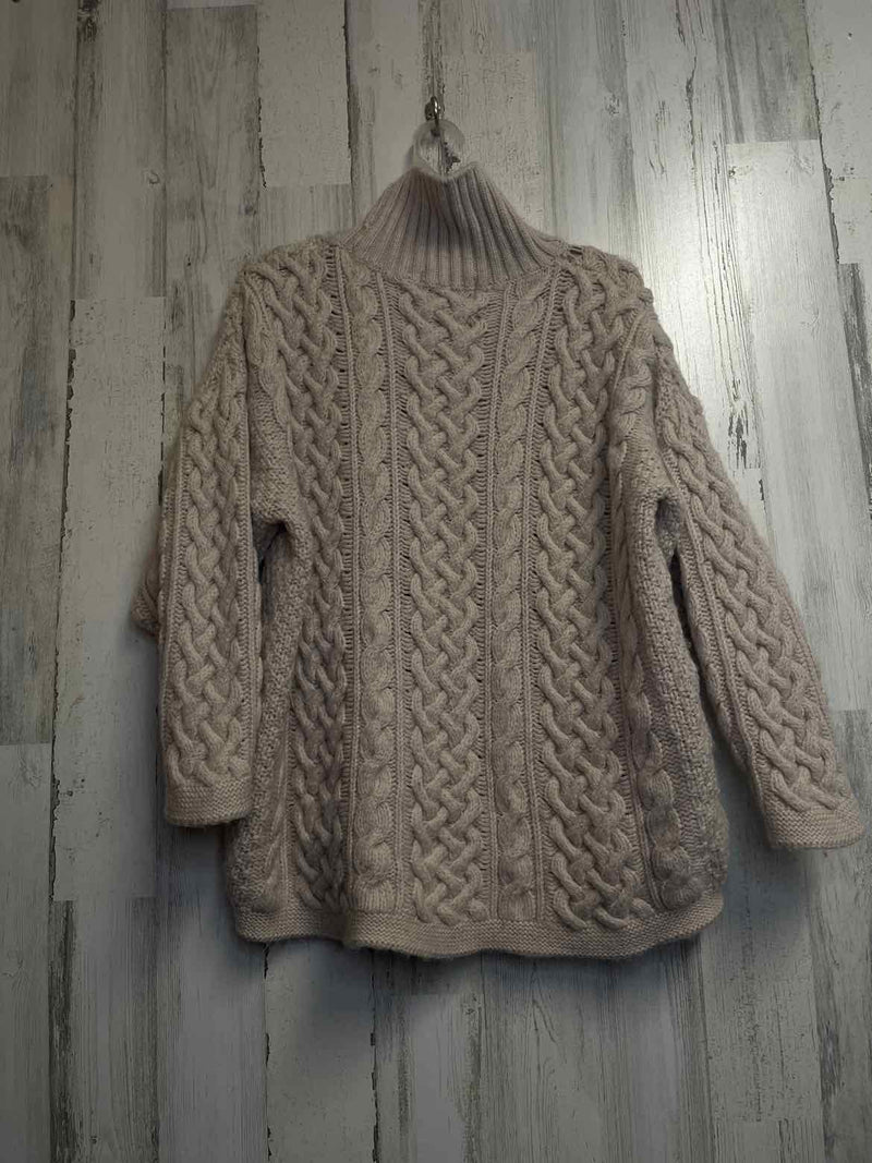 Tivoli Size M Sweater