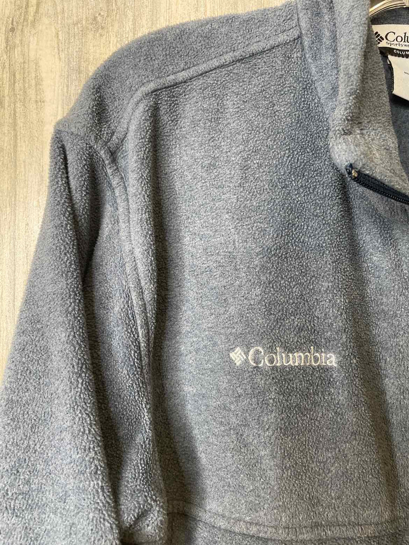 Size M Columbia Sweater