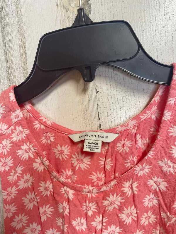 American Eagle Size S Shirt