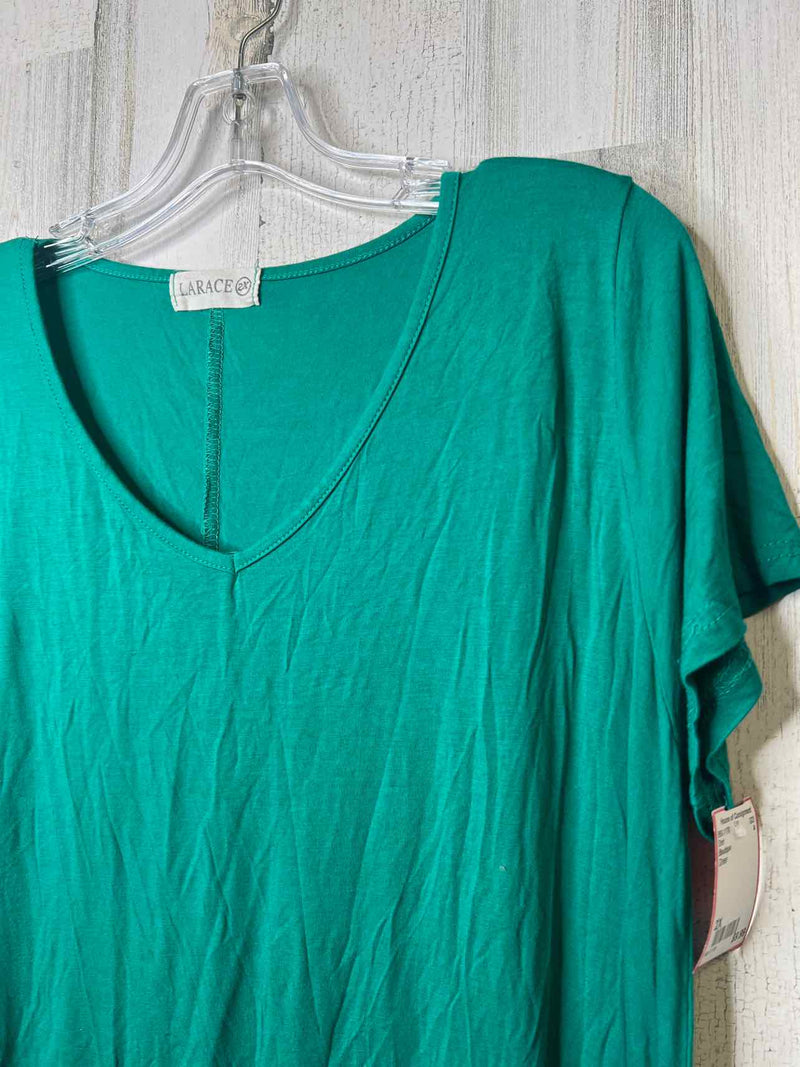 Boutique Size 2X Shirt