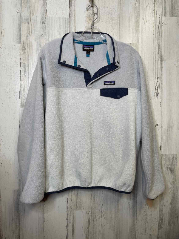 Patagonia Size M Sweater