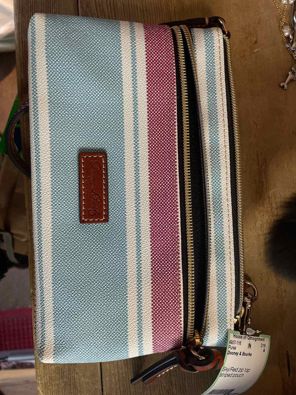 Dooney & Bourke Purse