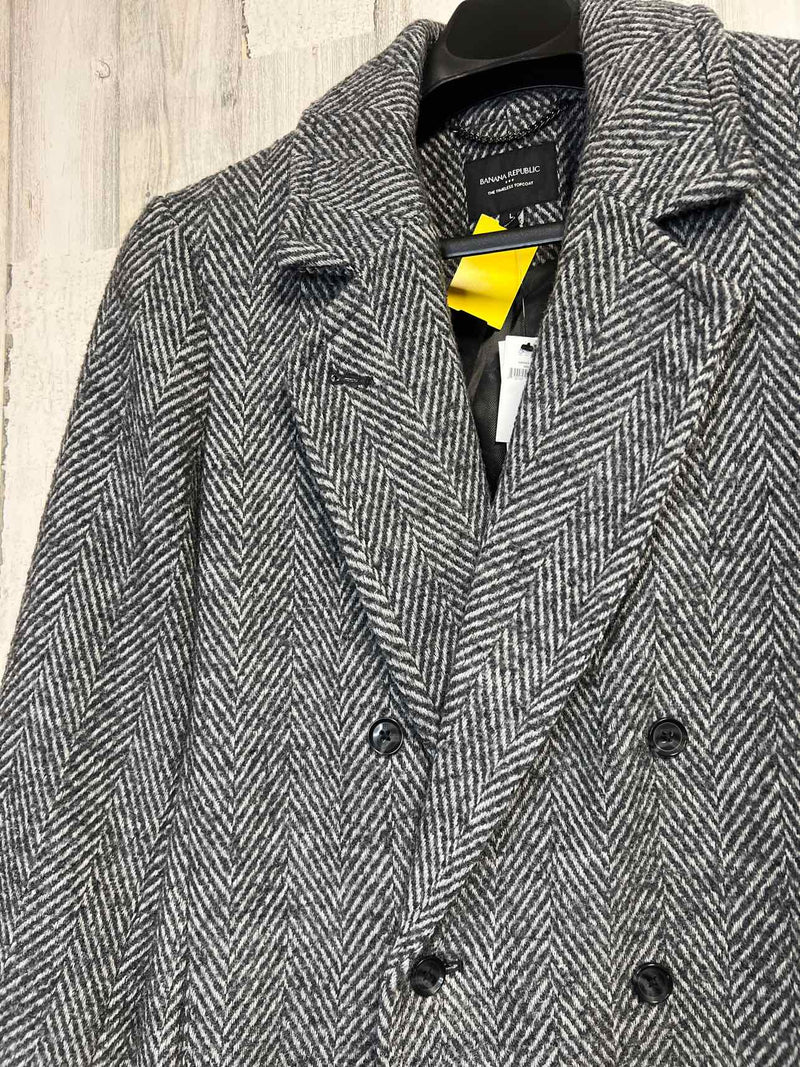 Size L Banana Republic Coat