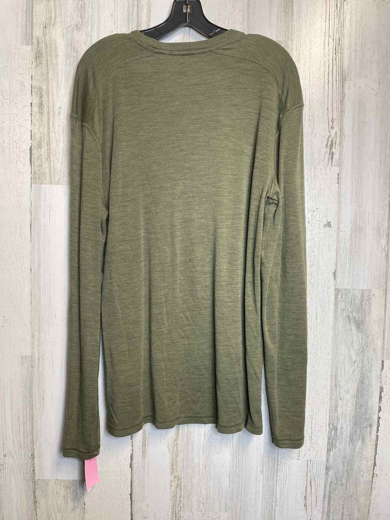 Size L SmartWool Shirt