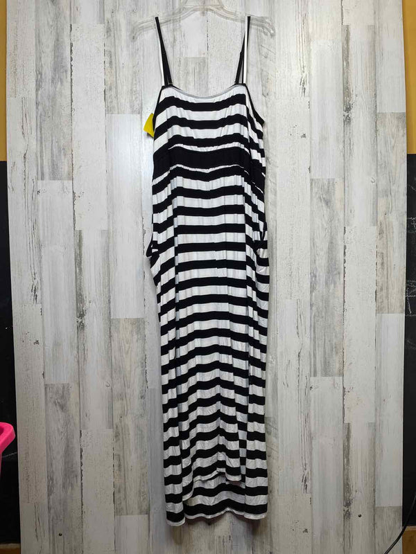 Size 18/20 Lane BRYANT Dress