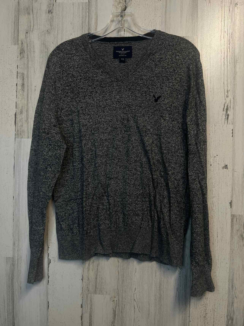 Size M American Eagle Shirt