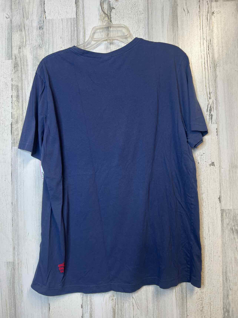 Size XL oakley Shirt