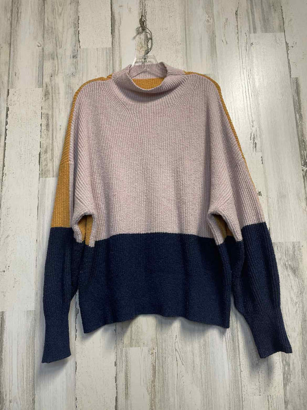 Free Assembly Size XXL Sweater