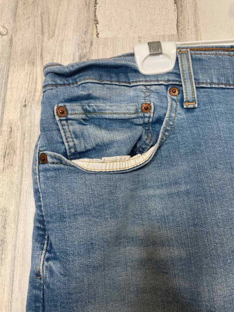 Size 38/32 Levi Strauss & Co. Jeans