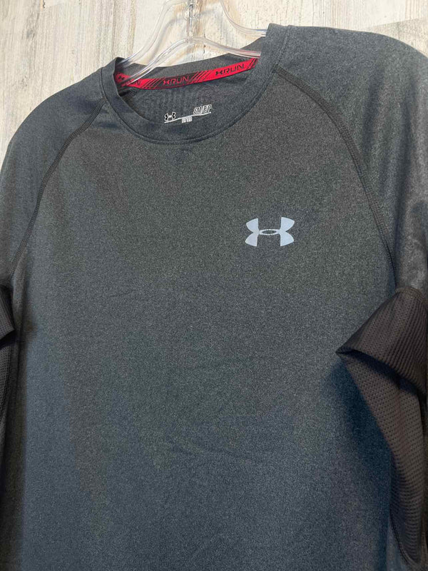 Size S Under Armour Shirt