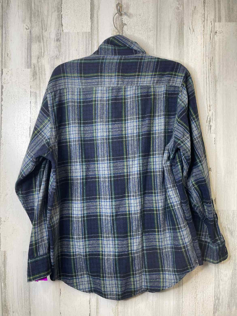 Size L Boutique Shirt