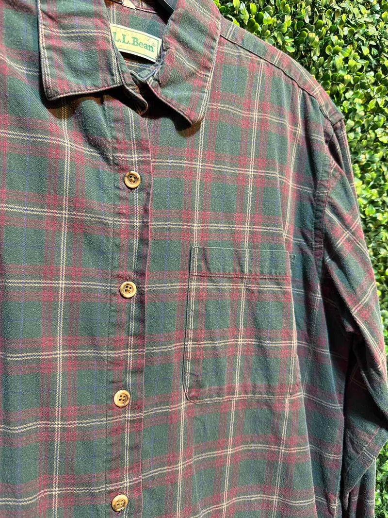 Size M L.L.Bean Shirt